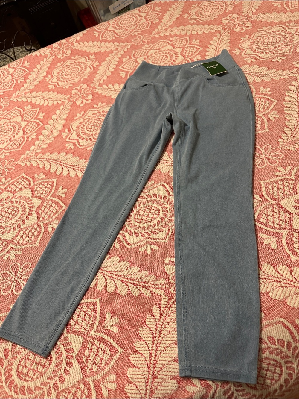 Halara Women's Light Blue Pull on Stretch Jeans Jeggings Size Medium 7/8